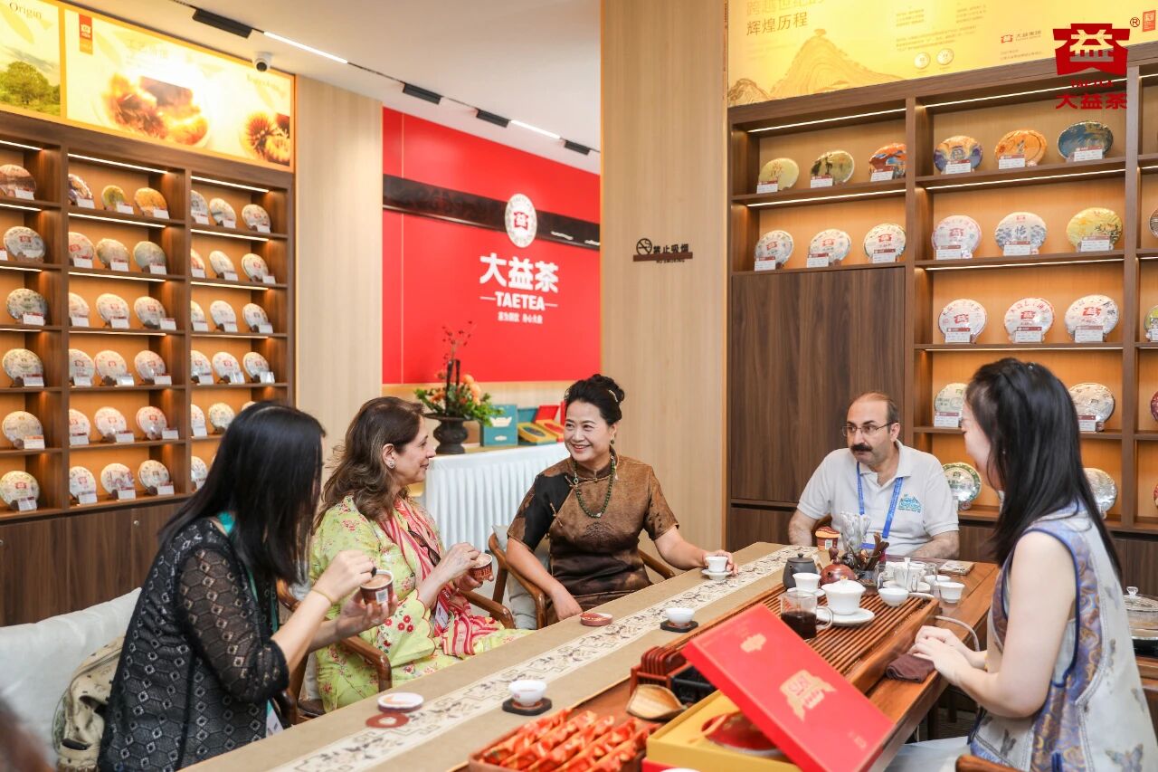 以标杆之力领行业之先！大益荣登 “绿色云品” (2025-10-09)